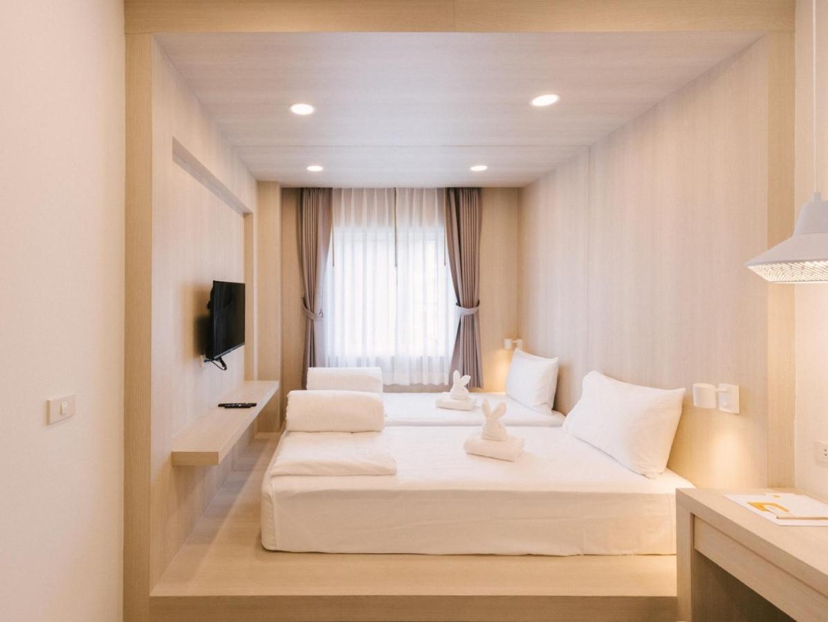 Nappiness Hotel - Sha Extraplus Бангкок Екстер'єр фото