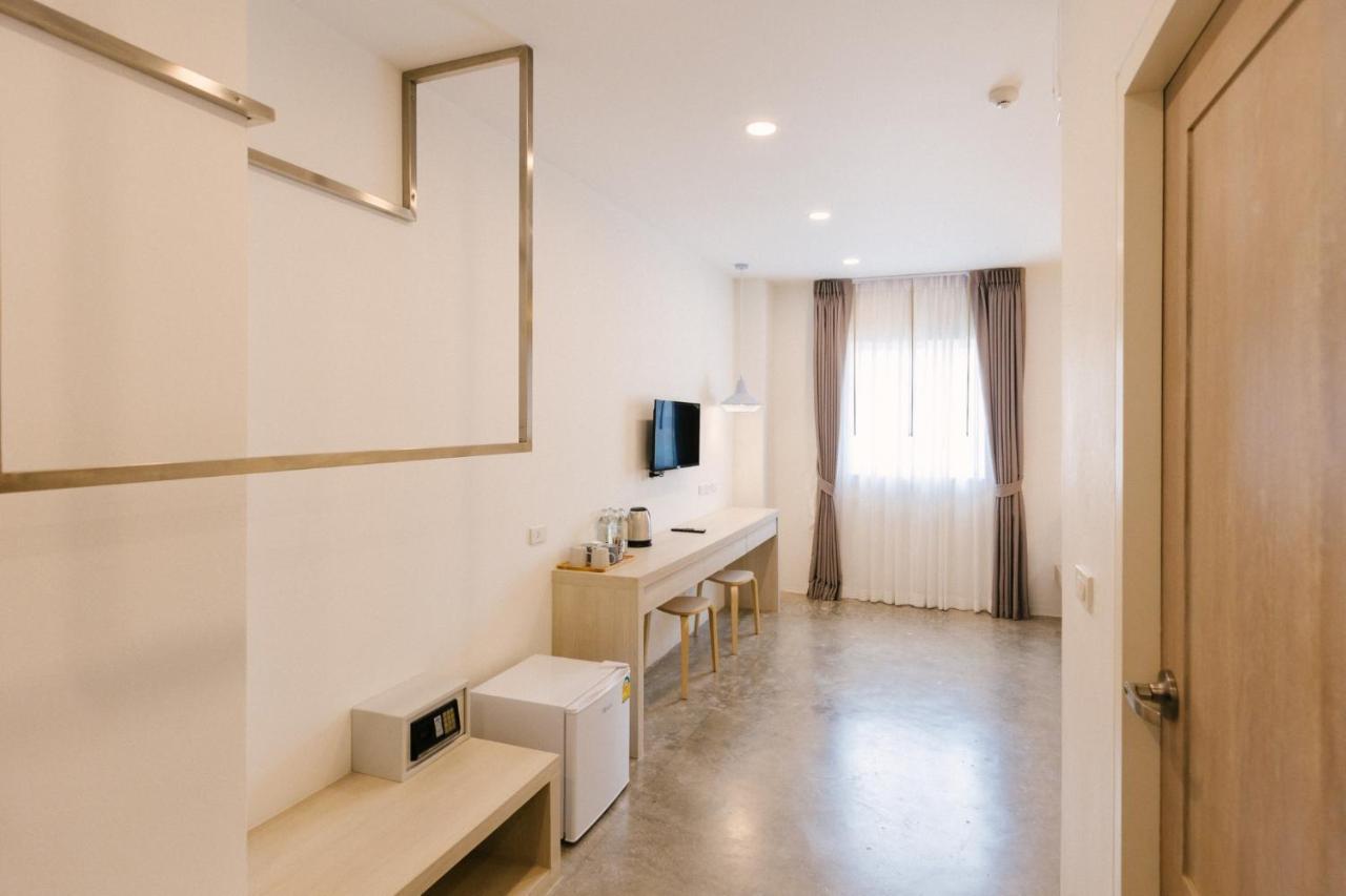 Nappiness Hotel - Sha Extraplus Бангкок Екстер'єр фото