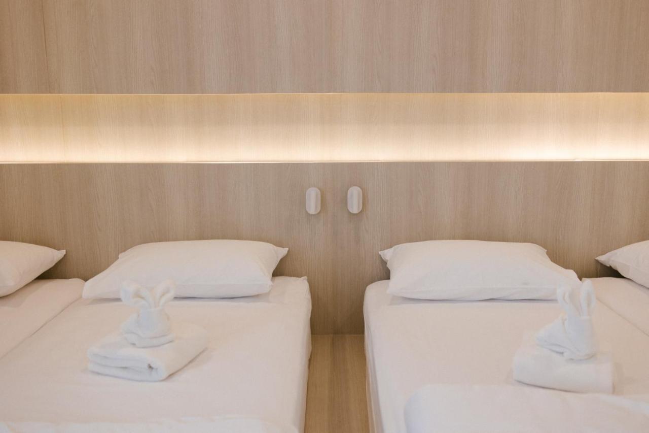 Nappiness Hotel - Sha Extraplus Бангкок Екстер'єр фото